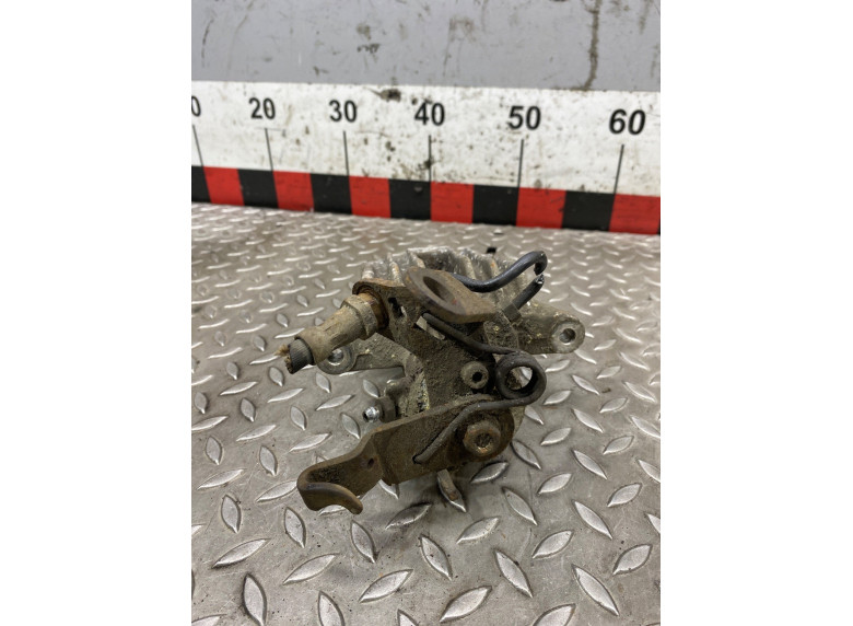 Суппорт задний левый к Volkswagen Golf, 2006г.