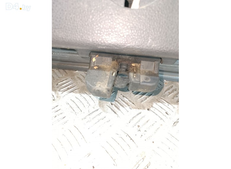 Замок багажника к Volkswagen Golf undefined г.
