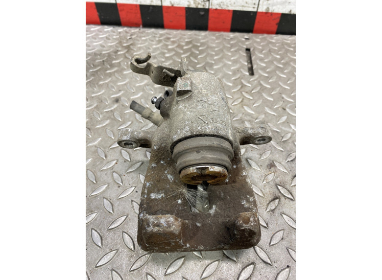 Суппорт задний левый к Volkswagen Golf, 2006г.