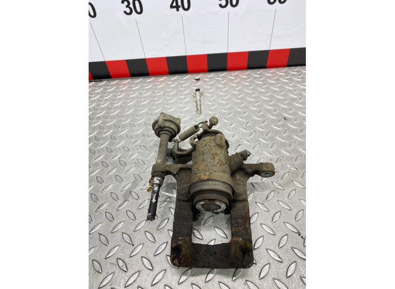 Суппорт задний левый к Opel Astra, 2010г.