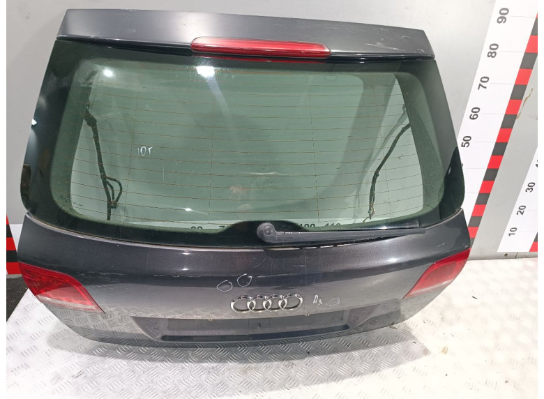 Щеткодержатель задний к Audi A3, 2010г.