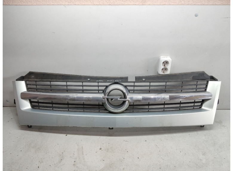 Решетка радиатора к Opel Movano, 2004г.