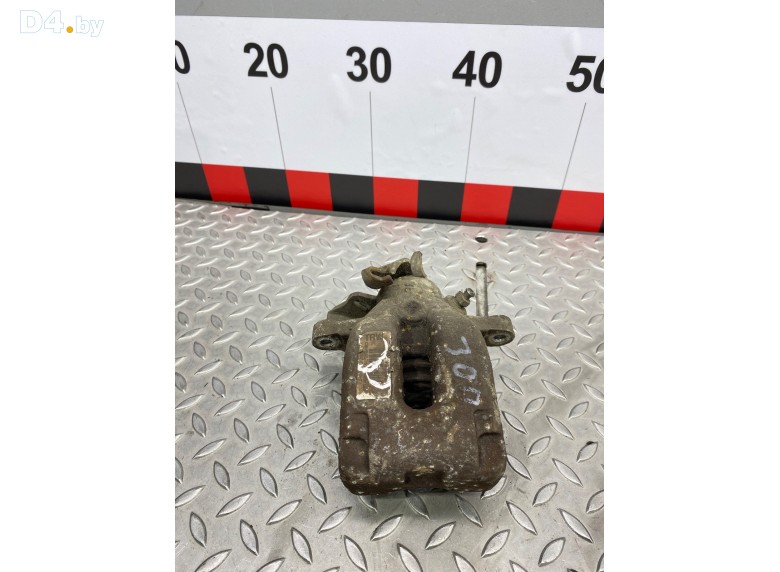 Суппорт задний правый к Peugeot 307 undefined г.