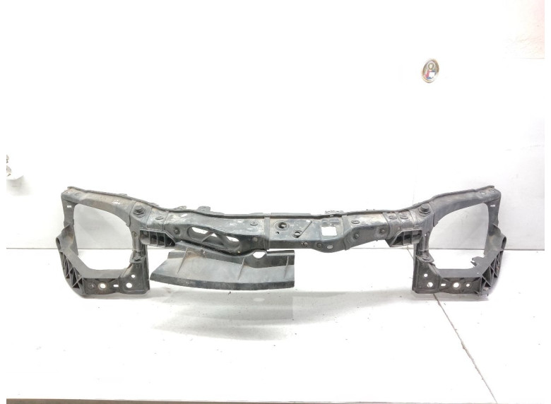 Передняя панель крепления облицовки (телевизор) к Opel Corsa, 2008г.