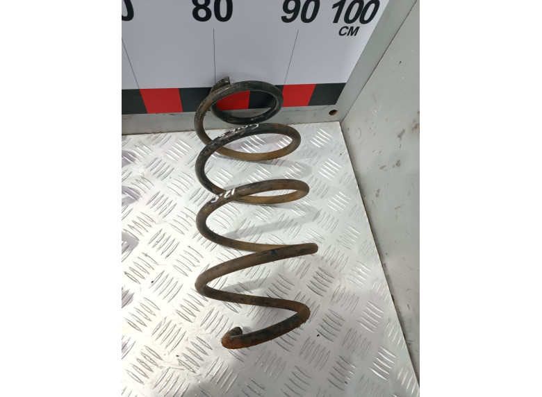 Пружина передняя к Volkswagen Golf, 2006г.