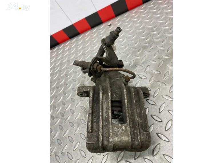 Суппорт задний правый к Volkswagen Golf undefined г.