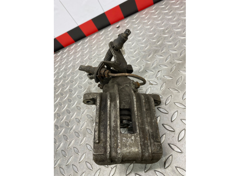 Суппорт задний правый к Volkswagen Golf, 2006г.