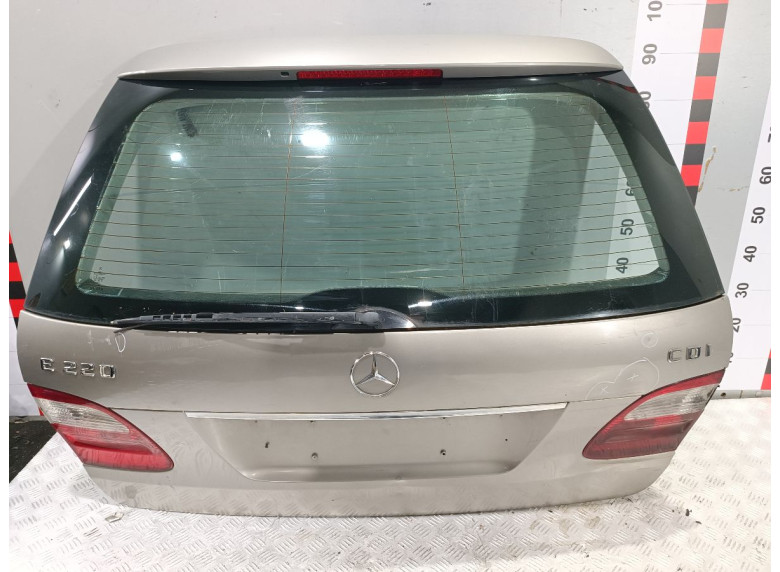Стоп-сигнал к Mercedes E W211, 2004г.