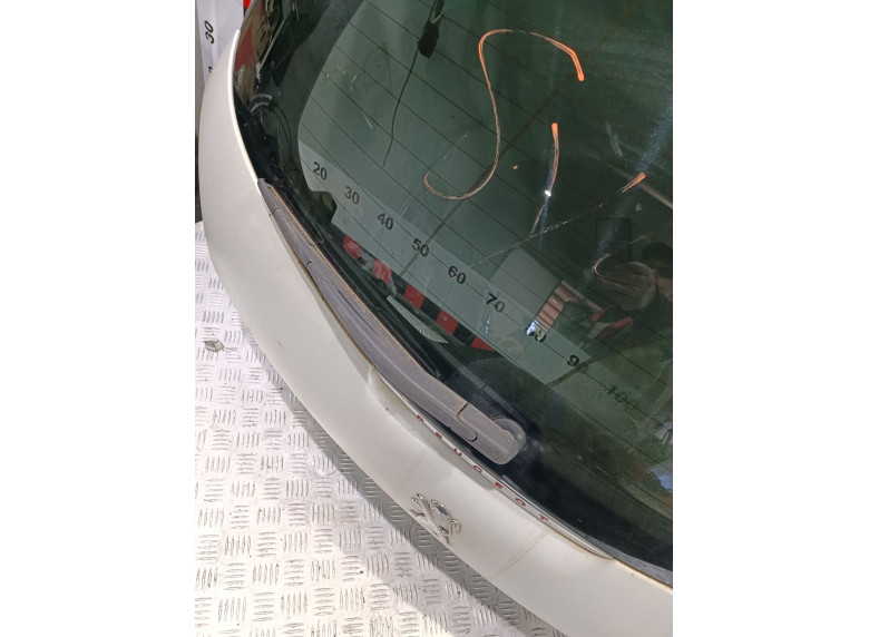 Щеткодержатель задний к Peugeot 208, 2016г.