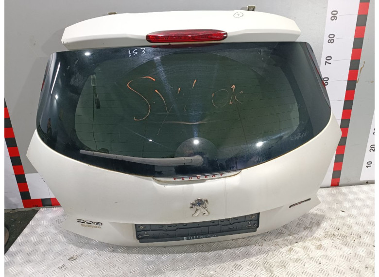 Крышка багажника (дверь 3-5) к Peugeot 208, 2016г.