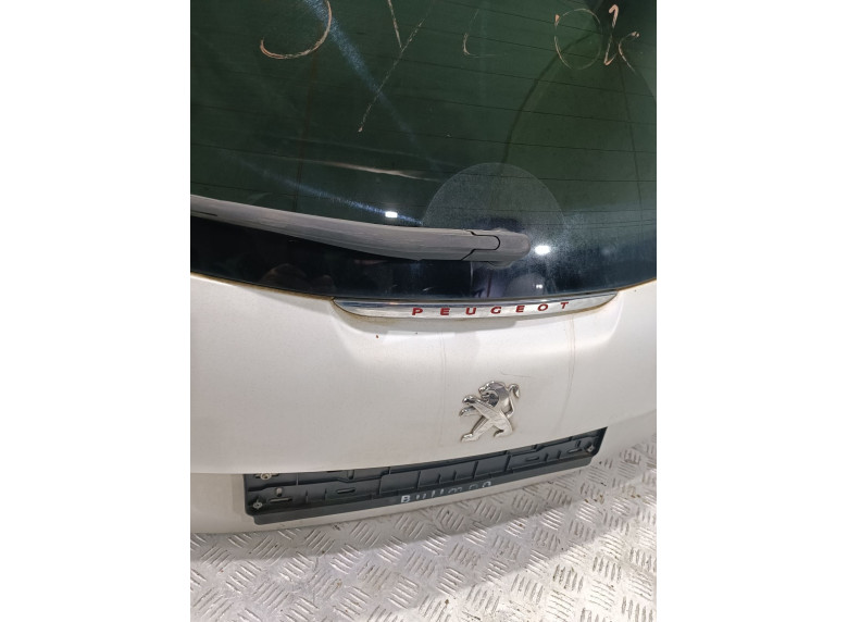 Крышка багажника (дверь 3-5) к Peugeot 208, 2016г.