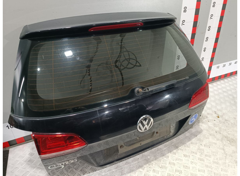 Фонарь крышки багажника левый к Volkswagen Golf, 2013г.