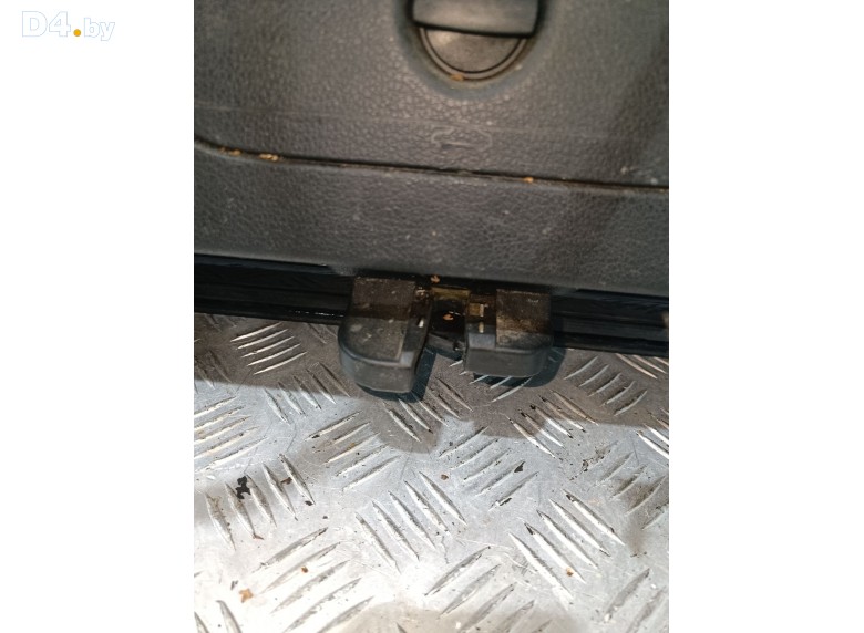 Замок багажника к Volkswagen Golf undefined г.