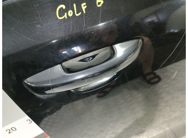 Ручка наружная передняя правая к Volkswagen Golf, 2013г.
