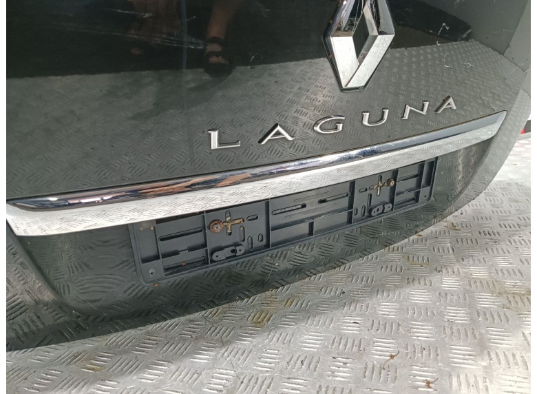 Накладка подсветки номера к Renault Laguna, 2010г.
