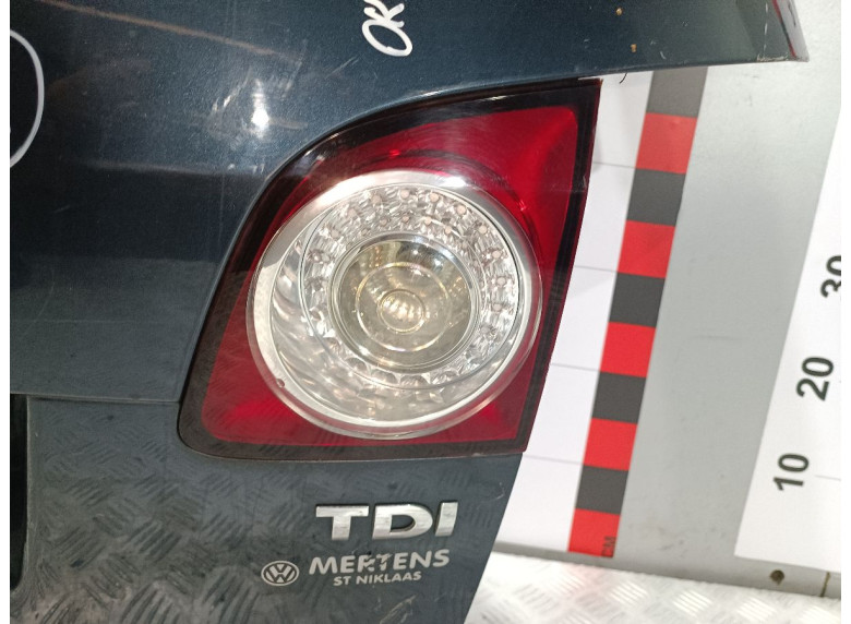 Фонарь крышки багажника правый к Volkswagen Golf Plus, 2006г.