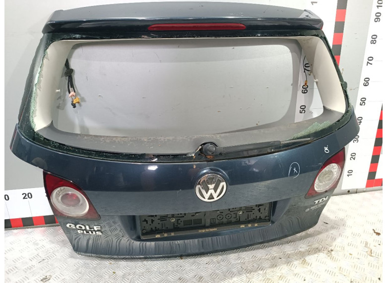 Фонарь крышки багажника правый к Volkswagen Golf Plus, 2006г.