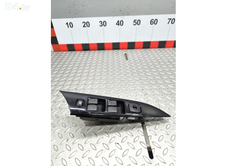 Блок управления стеклоподъемниками к Mazda 3 undefined г.