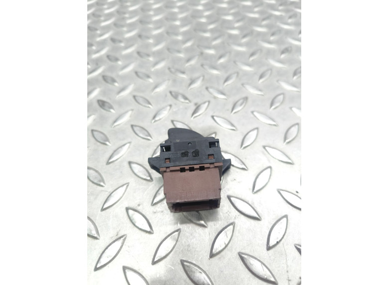 Кнопка стеклоподъемника к Renault Espace, 1999г.