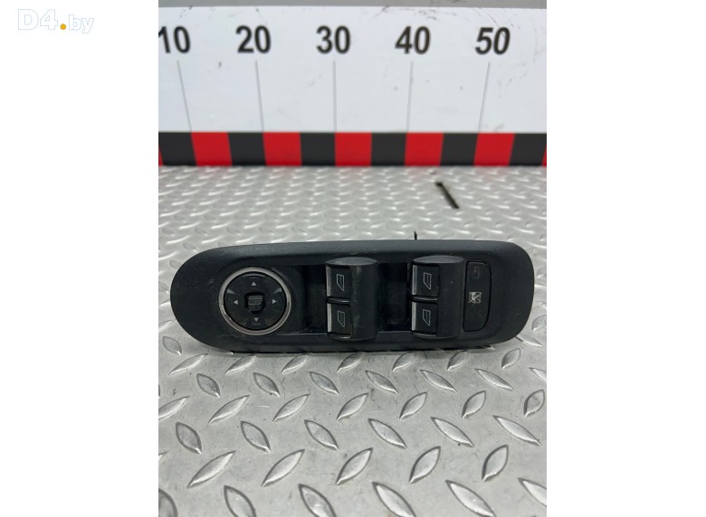 Блок управления стеклоподъемниками к Ford Mondeo undefined г.