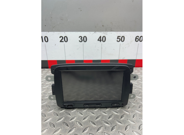 Магнитола к Dacia Logan, 2014г.