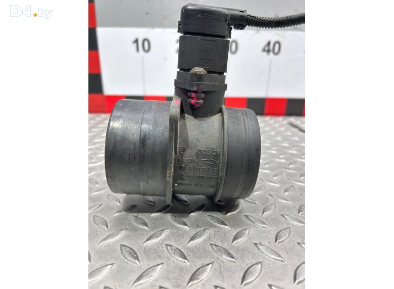 Расходомер воздуха к Volkswagen Passat undefined г.