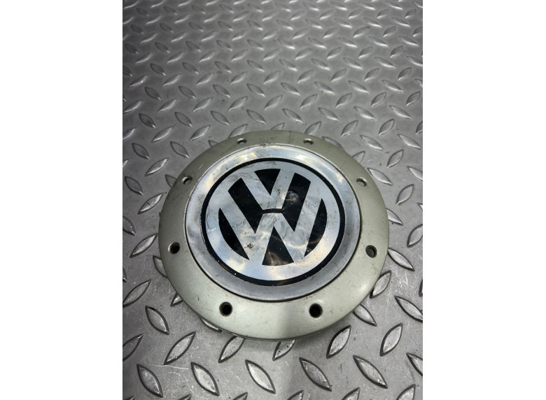 Колпак колесный к Volkswagen Golf, 2005г.