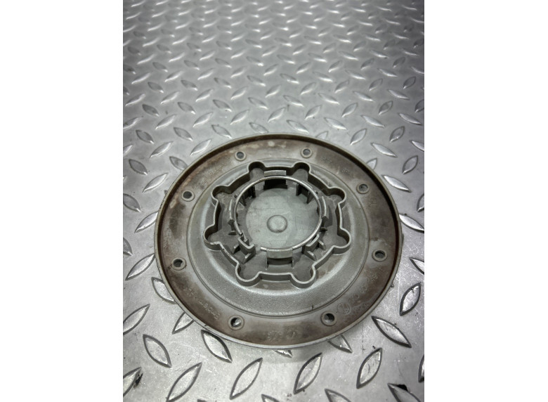 Колпак колесный к Volkswagen Golf, 2005г.