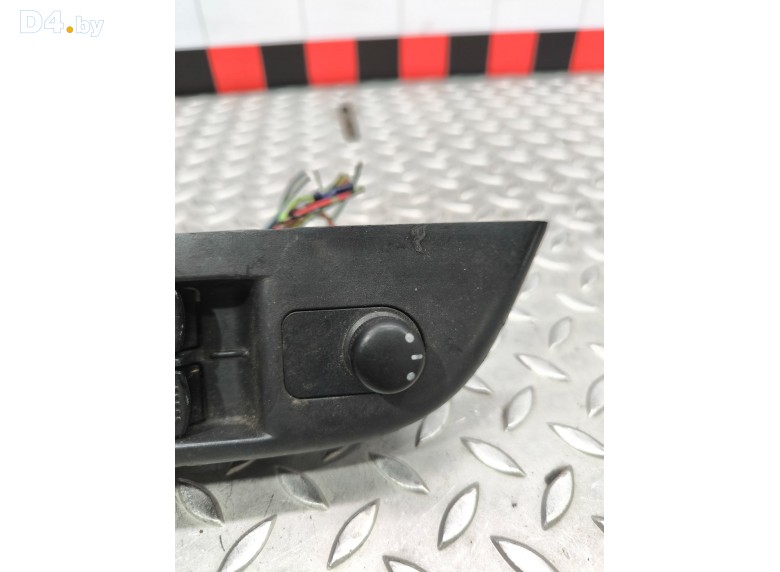 Джойстик регулировки зеркал к Suzuki Swift undefined г.