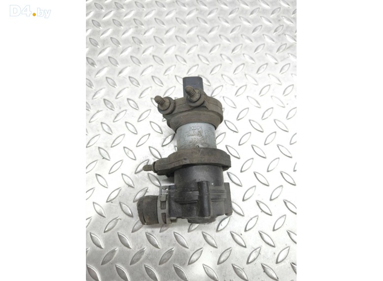 Насос антифриза дополнительный к Volkswagen Sharan undefined г.