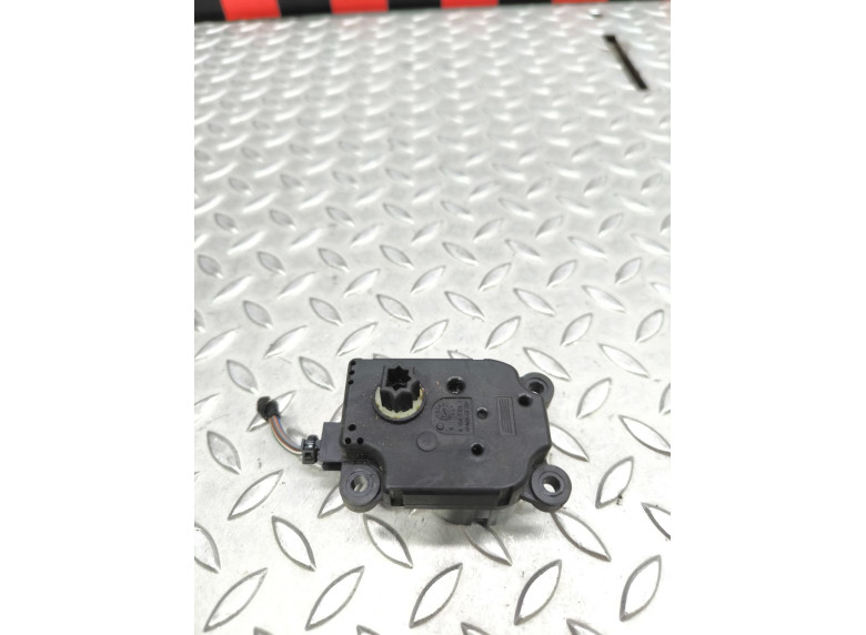 Моторчик заслонки печки к Ford S-Max, 2008г.