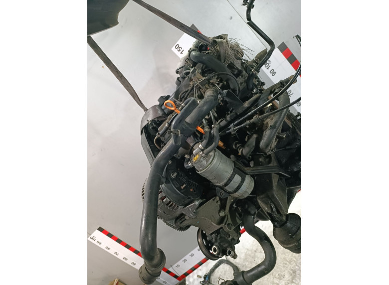 Патрубок радиатора к Volkswagen Passat, 1998г.