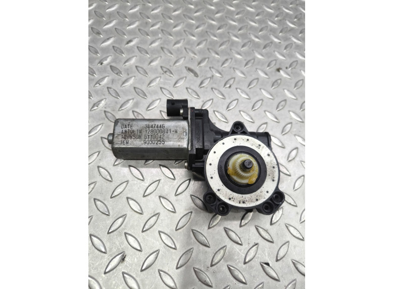 Моторчик стеклоподъемника передний левый к Lada Largus, 2019г.