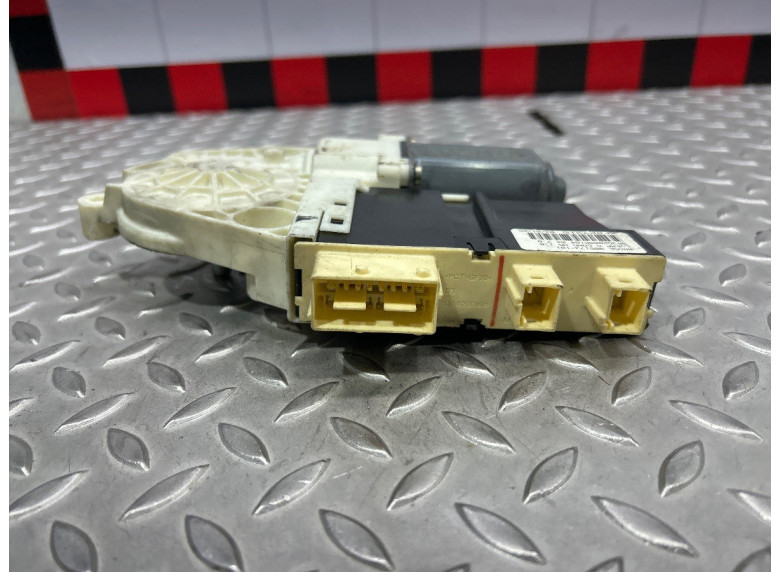 Моторчик стеклоподъемника передний левый к Citroen C5, 2004г.