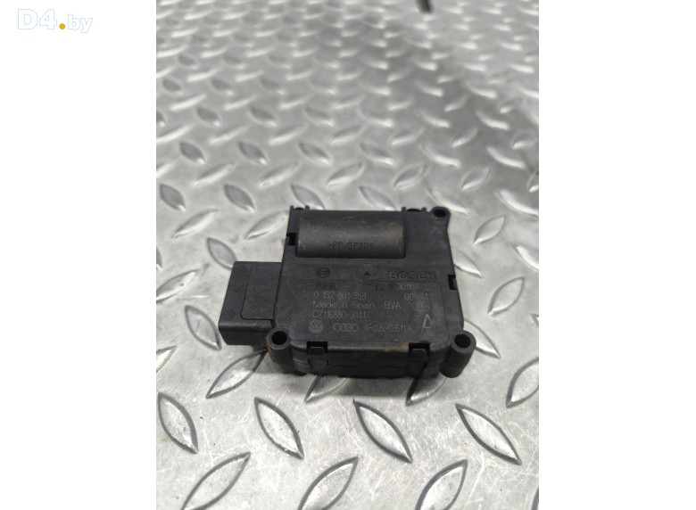 Моторчик заслонки печки к Audi A6 undefined г.