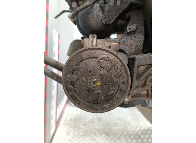 Компрессор кондиционера к Volkswagen Passat, 1998г.