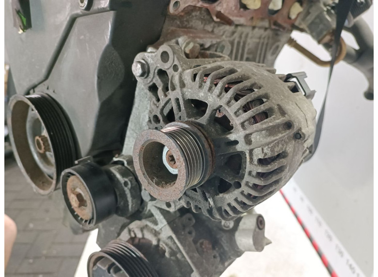 Генератор к Volkswagen Golf, 2005г.