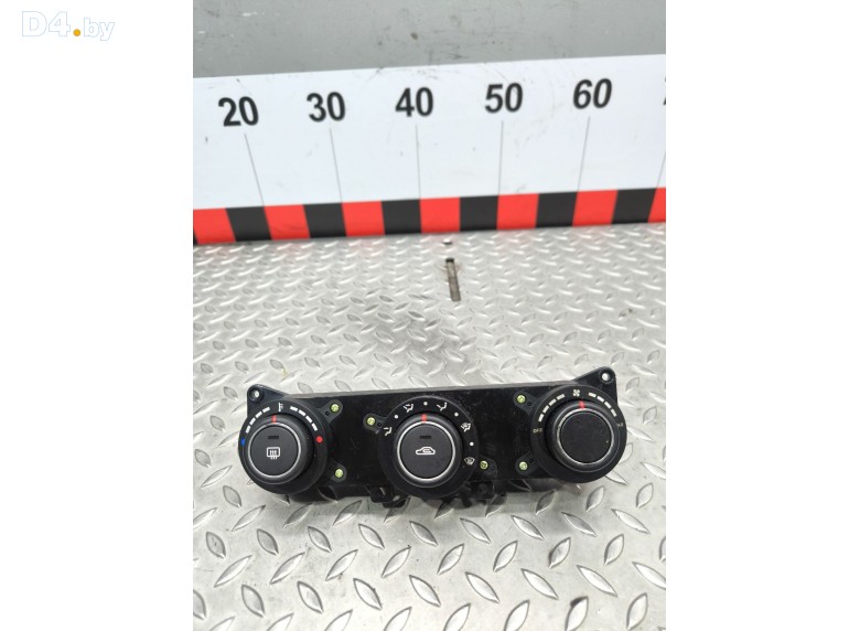 Блок управления печки/климат-контроля к Kia Ceed undefined г.