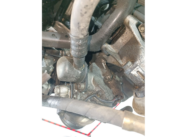 Компрессор кондиционера к Mercedes C W203, 2003г.