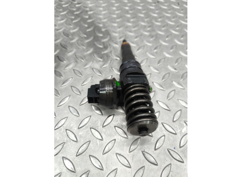 Форсунка к Volkswagen Golf, 2002г.