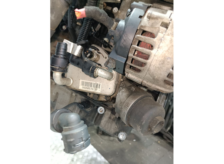 Теплообменник масляного фильтра к Opel Insignia, 2010г.