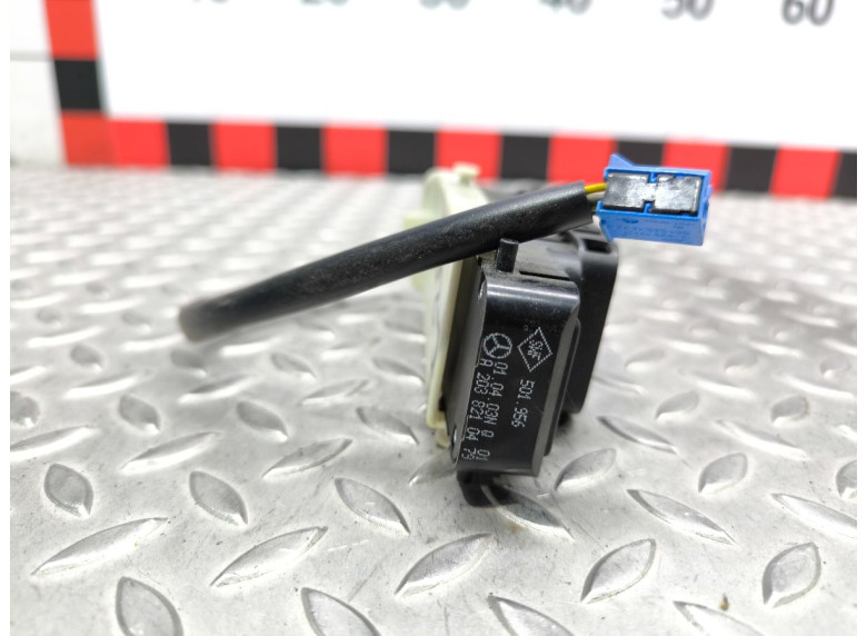 Блок управления стеклоподъемниками к Mercedes C W203, 2003г.