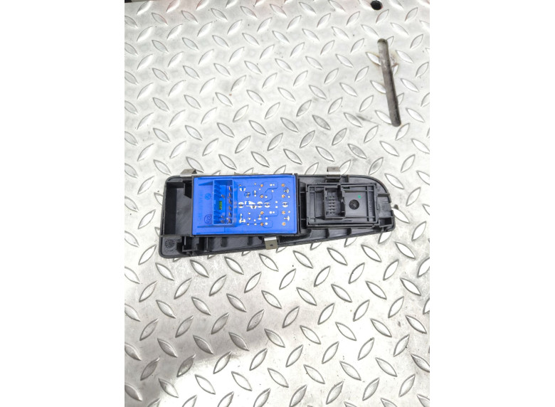 Блок управления стеклоподъемниками к Fiat Punto, 2007г.