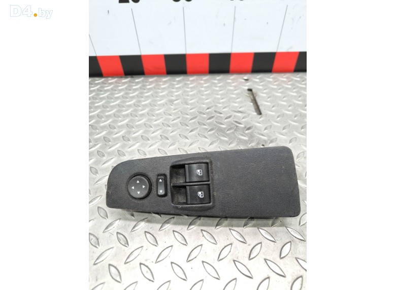 Блок управления стеклоподъемниками к Fiat Punto undefined г.