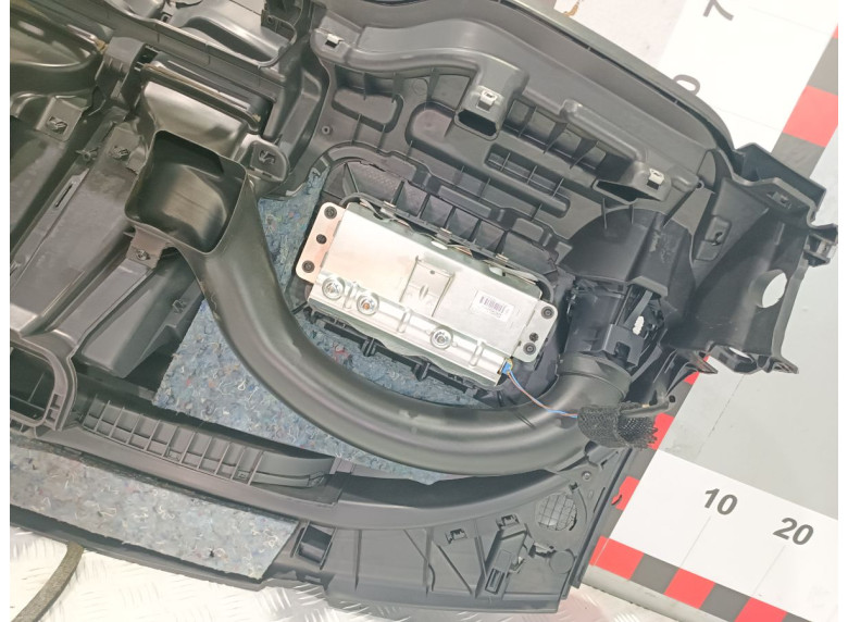 Панель передняя салона (торпедо) к Renault Kangoo, 2012г.