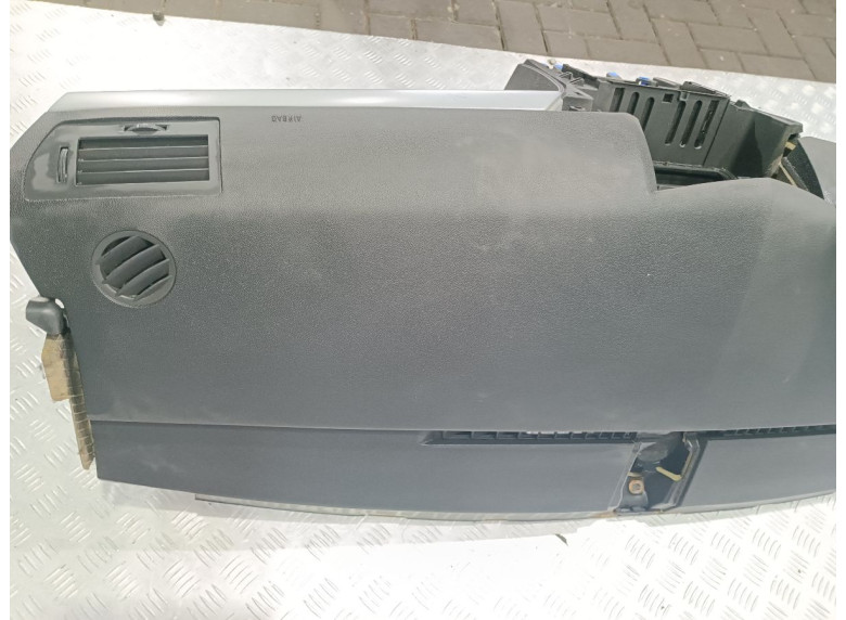 Панель передняя салона (торпедо) к Opel Astra, 2007г.