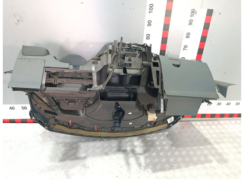 Панель передняя салона (торпедо) к Ford C-Max, 2012г.