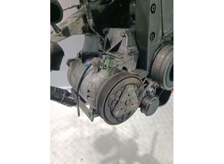 Компрессор кондиционера к Volkswagen Passat, 1998г.