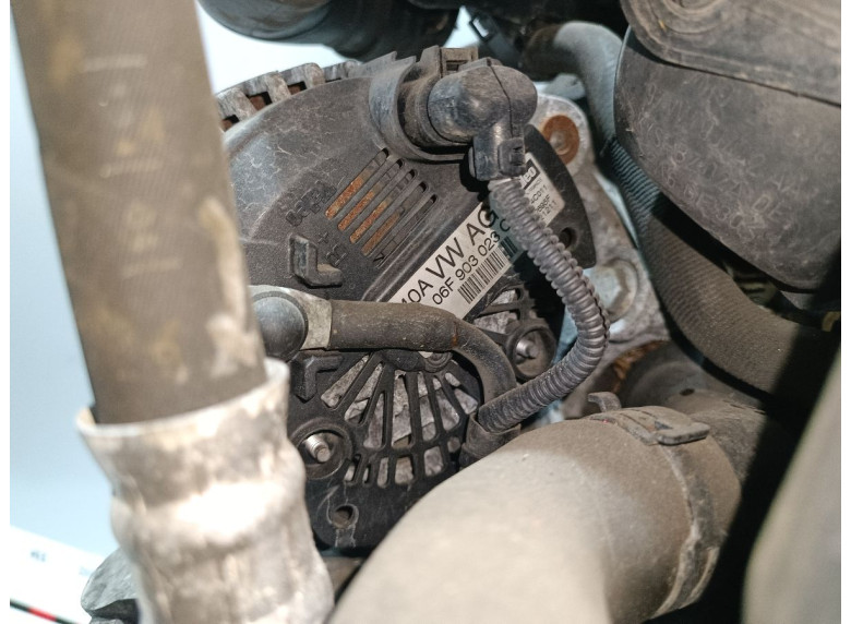 Генератор к Volkswagen Golf, 2006г.