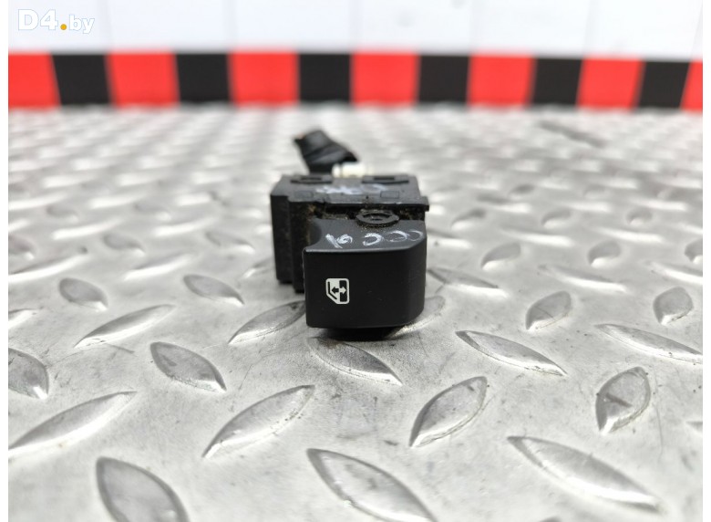 Кнопка стеклоподъемника переднего правого к Kia Ceed undefined г.